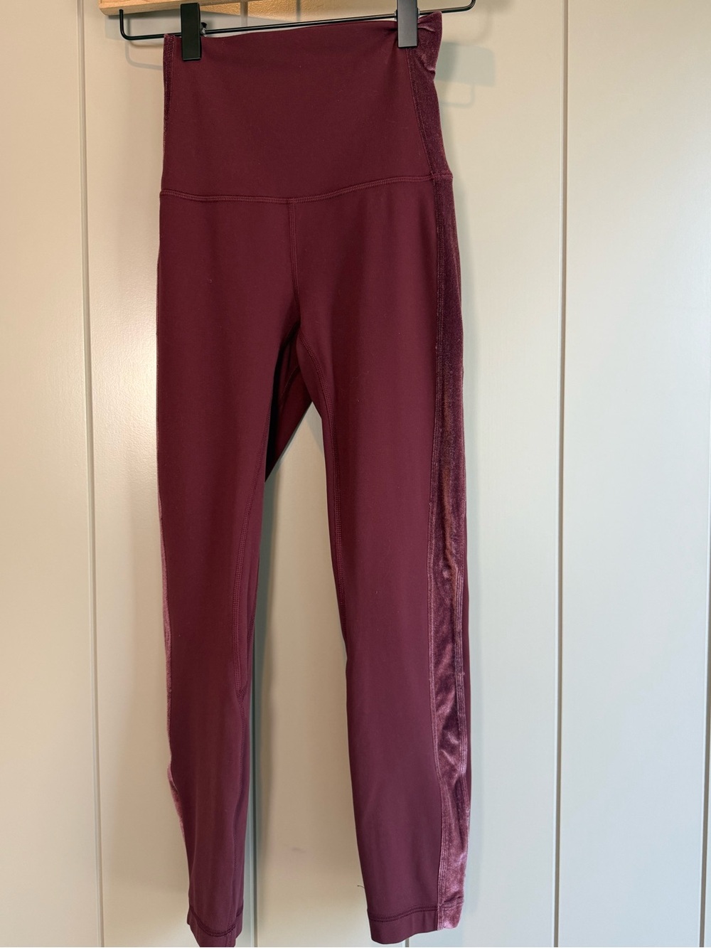Lululemon Align Super High Rise Crop Velvet Women’s 2 Burgundy Garnet Leggings - Picture 4 of 11